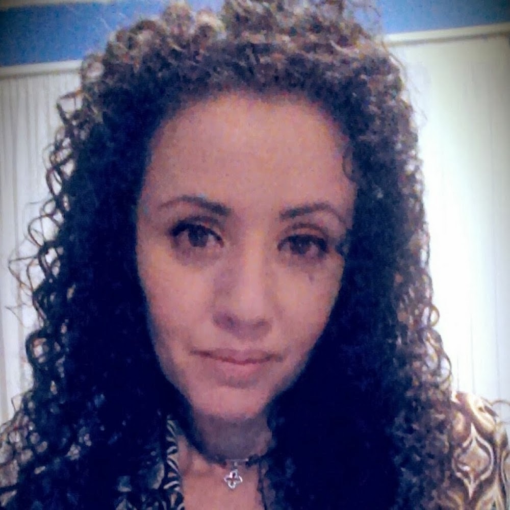 Meet your Posher, Aurora